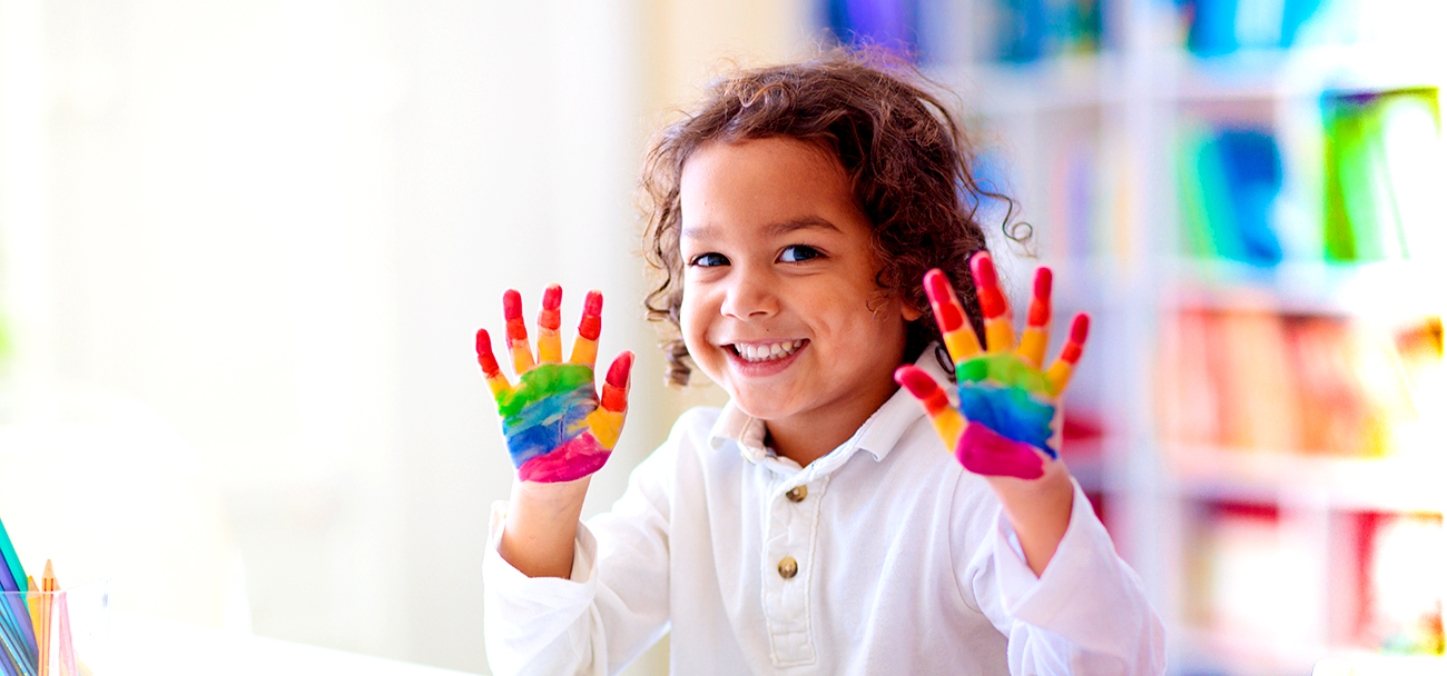 Child,Drawing,Rainbow.,Paint,On,Hands.,Remote,Learning,And,Online